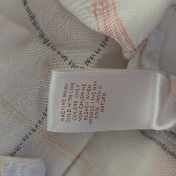 Lauren Conrad button down top - Picture 5 of 7